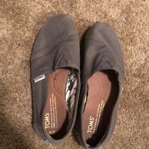 Grey TOMS
